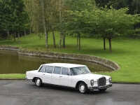 Mercedes-Benz 600 Pullman: на продажу выставили лимузин Джона Леннона