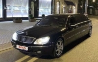 В Москве за 2,5 млн рублей продают Mercedes-Benz Pullman Владимира Жириновского