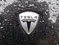 Илон Маск: у Tesla Roadster на разгон с места до 100 км/ч уйдет меньше секунды