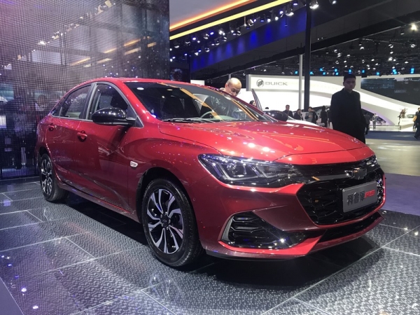 В Россию начали поставлять новый седан Chevrolet Monza по цене 2 млн рублей