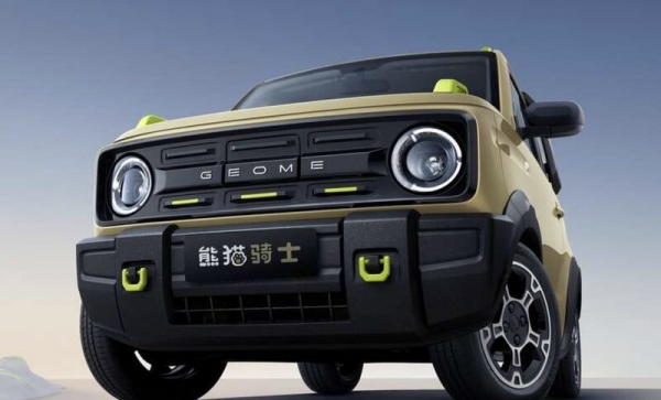 Дешевле Lada. В России начались продажи Geely Panda Knight за 1,36 млн рублей