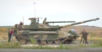 «Уралвагонзавод» испытал танк «Прорыв» с двигателем Челябинского тракторного завода