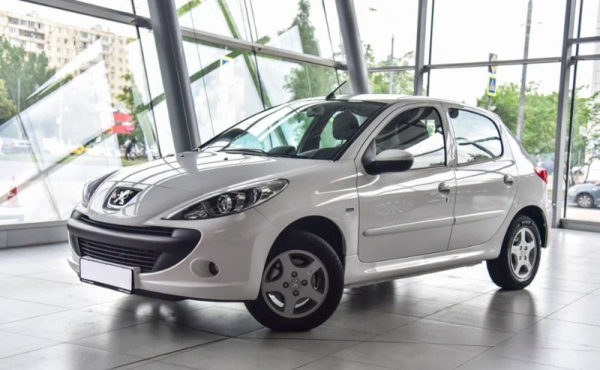 Грозит стать хитом. В России начались продажи Peugeot 207i за 1,75 млн рублей