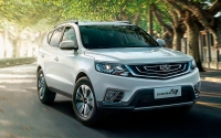 Россияне скупают в Белоруссии двухлетние кроссоверы Geely Emgrand X7 за 1,5 млн рублей