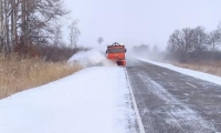 В Приамурье на расчистку дорог от снега вышло 140 единиц техники
