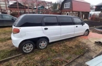 Житель Борисоглебска продает шестиколесный лимузин Daewoo Matiz за 185 000 рублей