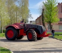 В Белоруссии состоялась премьера видео с первым беспилотным трактором Belarus