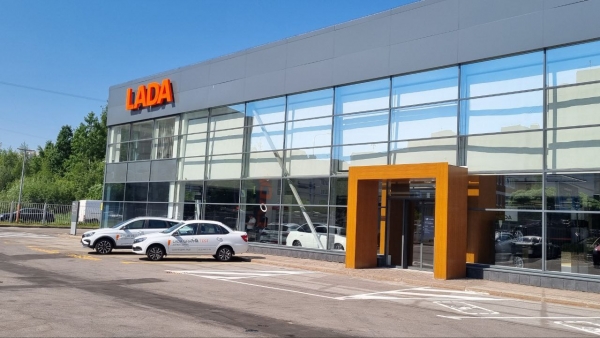 Lada против Belgee. На белорусском автомобильном рынке идет смена лидера