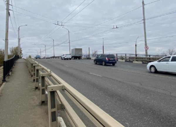 В Астрахани ограничения на Аэропортовском мосту ввели до 31 декабря 2021 года