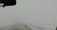 На дорогах Алтайского края ограничена видимость из-за метели