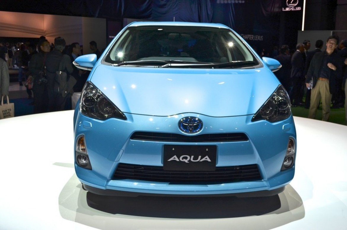 Aqua toyota фото