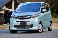 Дилеры начнут поставлять в Россию хэтчбеки Mitsubishi eK Wagon за 870 000 рублей