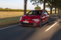 Названы комплектации нового Volkswagen Golf для России