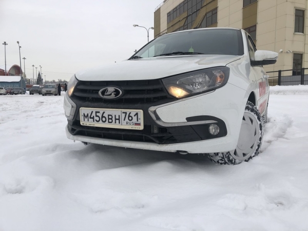Тестируем зимние шины Michelin X-Ice Snow на редакционной Lada Granta