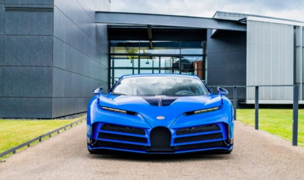 Компания Bugatti передала клиенту гиперкар Centodieci стоимостью 474 млн рублей
