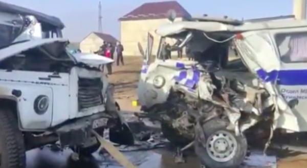 В Дагестане двое полицейских погибли в дорожной аварии с автоцистерной