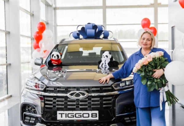 Актриса Светлана Пермякова купила новый кроссовер Chery Tiggo 8 за 2,5 млн рублей