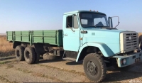 В России выставили на продажу новые грузовики ЗИЛ-133 из запасов Госрезерва