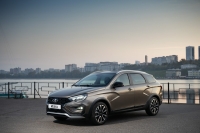 АвтоВАЗ предостерег от самостоятельной установки ESC на упрощенные Lada Vesta