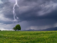 На Кубани объявили штормовое предупреждение до 7 июня 2022 года