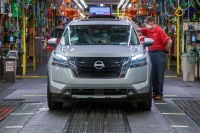 Продажи нового Nissan Pathfinder в России начнутся в начале 2022 года