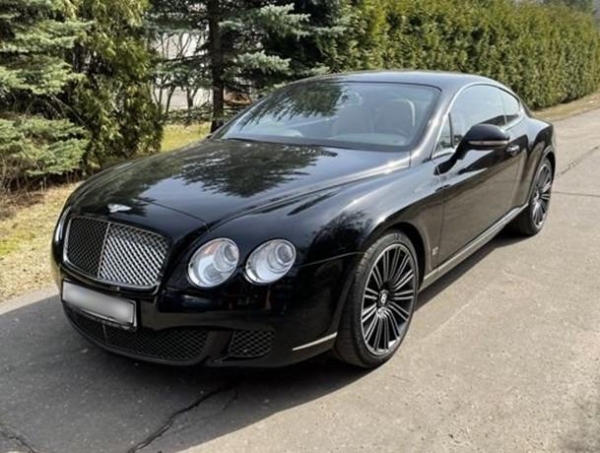 В Ростове у бизнесмена арестовали Bentley из-за долга по алиментам