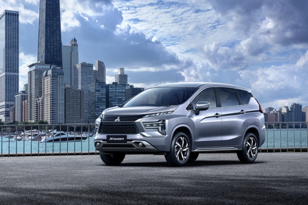 В России начались продажи кросс-вэнов Mitsubishi Xpander по цене 2,3 млн рублей