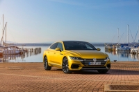 Дебютировавший этим летом Volkswagen Arteon покинул Россию