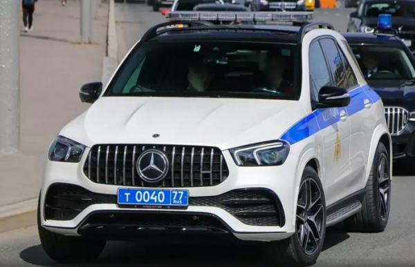 Полиция Москвы получила служебный кроссовер Mercedes-AMG GLE 53