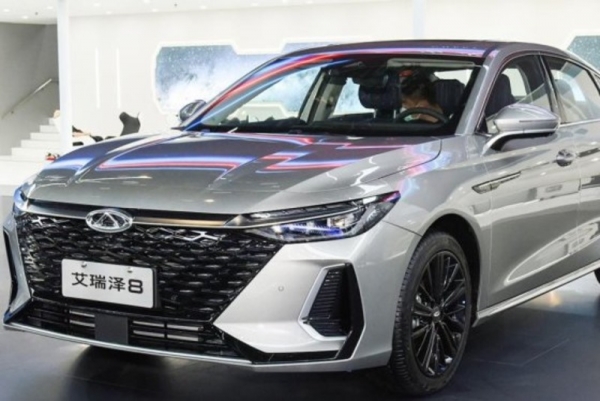 Компания Chery оценила флагманский бизнес-седан Arrizo 8 в 1 млн рублей