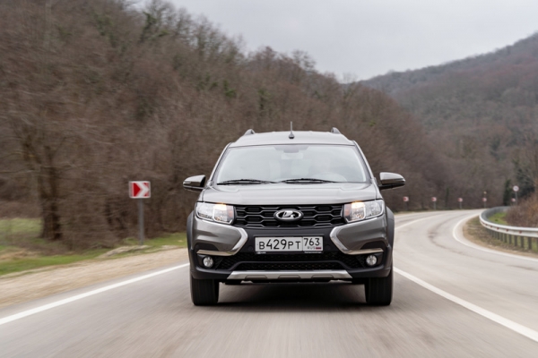 Lada Largus Cross получил новый восьмиклапанный мотор на 90 лошадиных сил