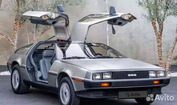 В Красноярске продают автомобиль DeLorean из фильма «Назад в будущее» за 8,5 млн рублей