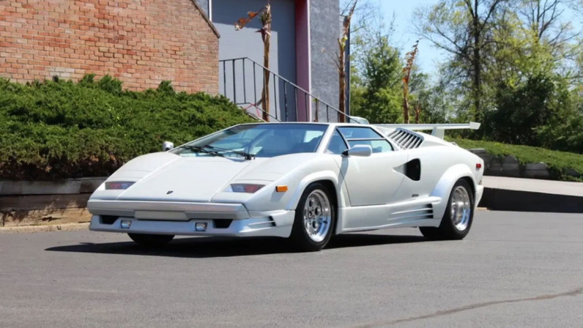 lamborghini countach 25th