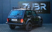 В Германии за 1,2 млн рублей выставили на продажу внедорожник Lada Niva Zubr