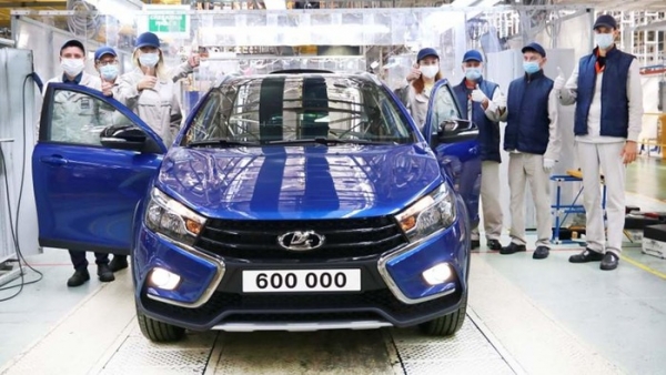 За три года Lada Vesta обошла по средней стоимости Hyundai Solaris