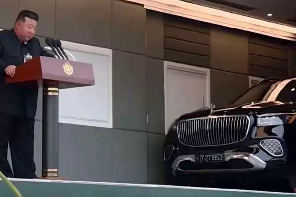 Глава КНДР Ким Чен Ын пересел с российского Aurus на немецкий Maybach