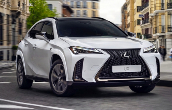 В России появились в продаже обновленные кроссоверы Lexus UX по цене от 5,7 млн рублей