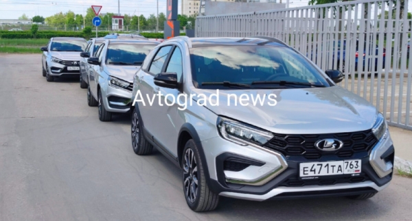 АвтоВАЗ отправил новые Lada Vesta NG в Санкт-Петербург для журналистских тест-драйвов