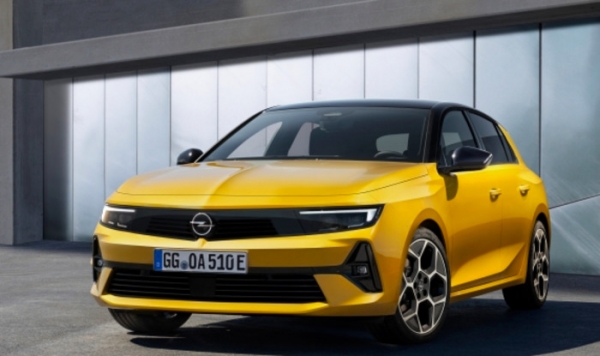 Новое поколение Opel Astra получило подключаемый гибридный привод