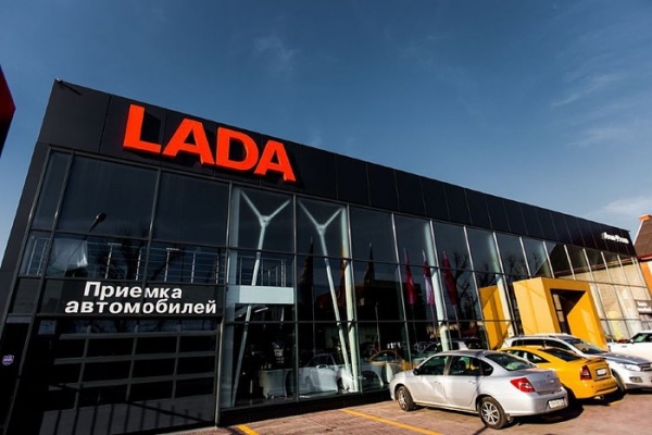 Мэрия Ростова хочет изъять землю у владельцев автосалона Lada на Таганрогской