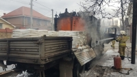 В Симферополе на улице Буденного сгорел грузовой автомобиль