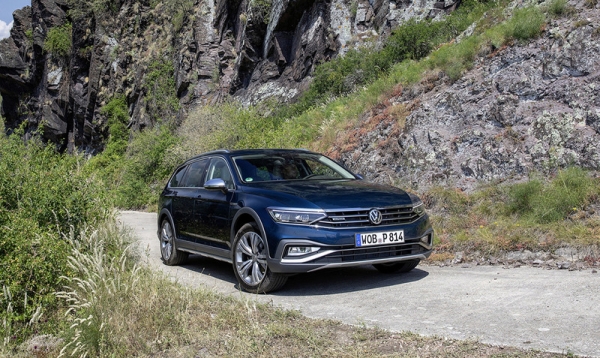 В России новый Volkswagen Passat Alltrack оценили в 3 697 000 рублей