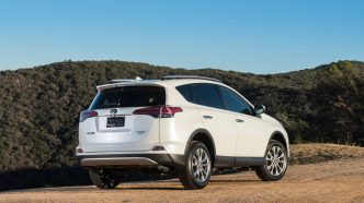 toyotarav420172
