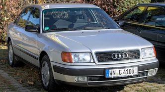 Audi100c43