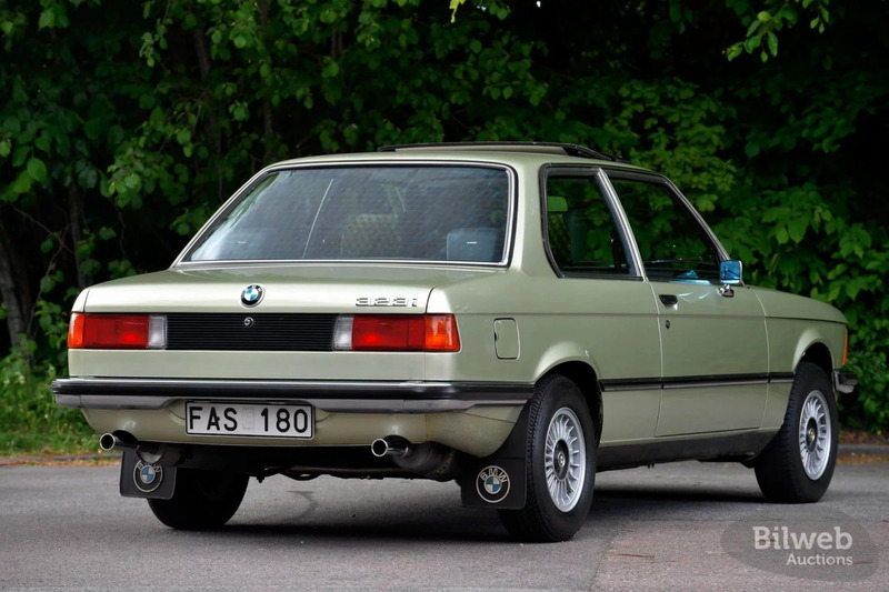 Bmwe212