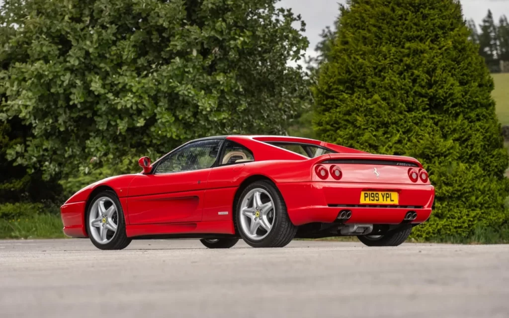 Ferrarif3552