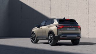LADA Azimut Back
