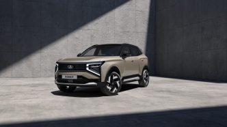LADA Azimut Front