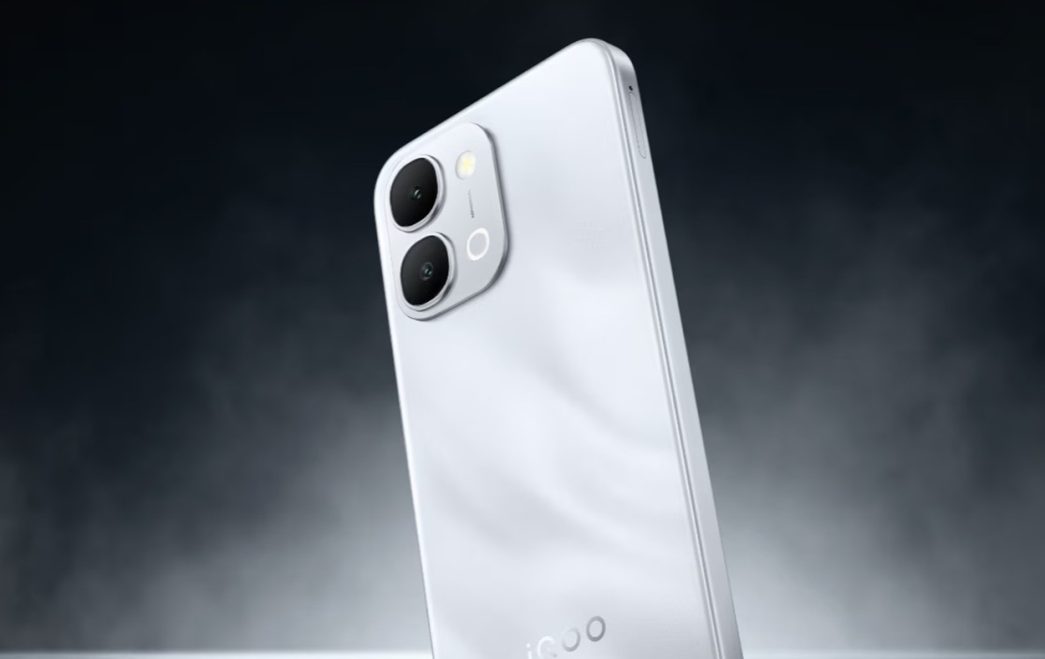 I QOO Z11 X