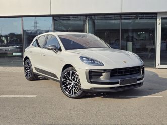 Porschemacan